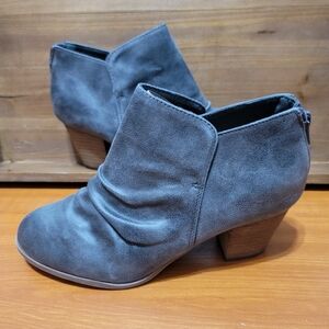 Report Grey Clarice Heeled Booties